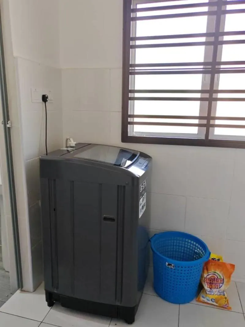 Paragon Homestay Melaka - 10Pax,5Br,5Bath 0*, Малакка Малайзия